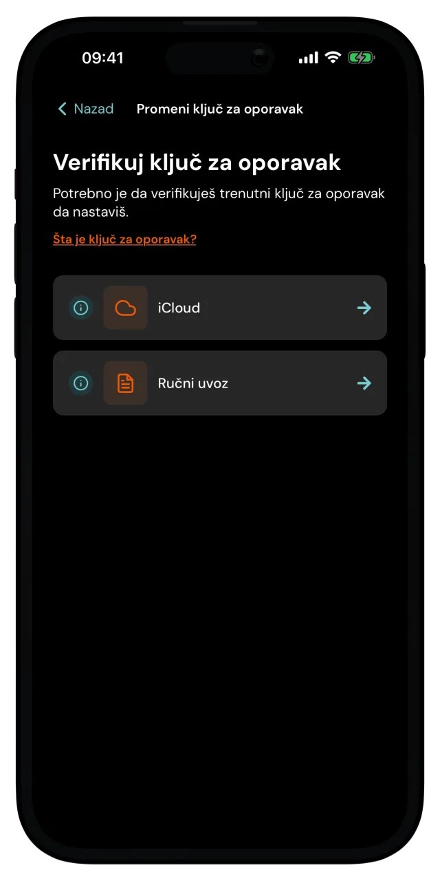 Ekran Verifikuj ključ za oporavak sa opcijama iCloud i Ručni uvoz